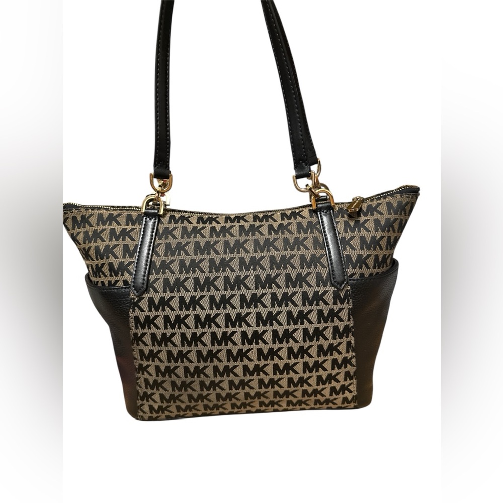 Michael Kors Black and Tan Tote Bag - Picture 2 of 6